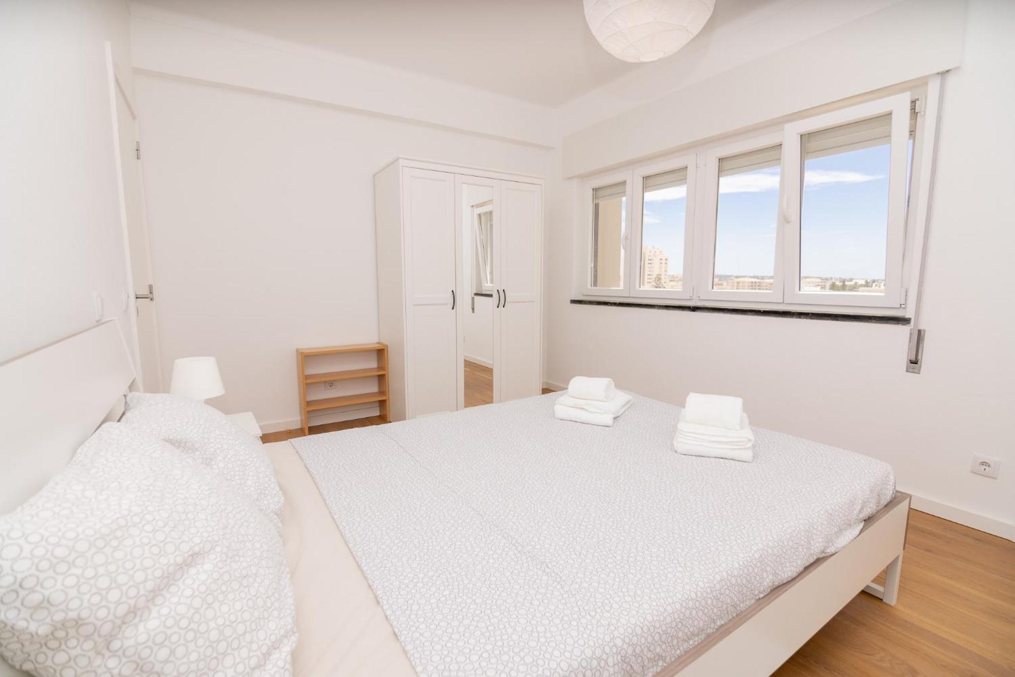 Portimao 2 Bedroom By Innkeeper ภายนอก รูปภาพ